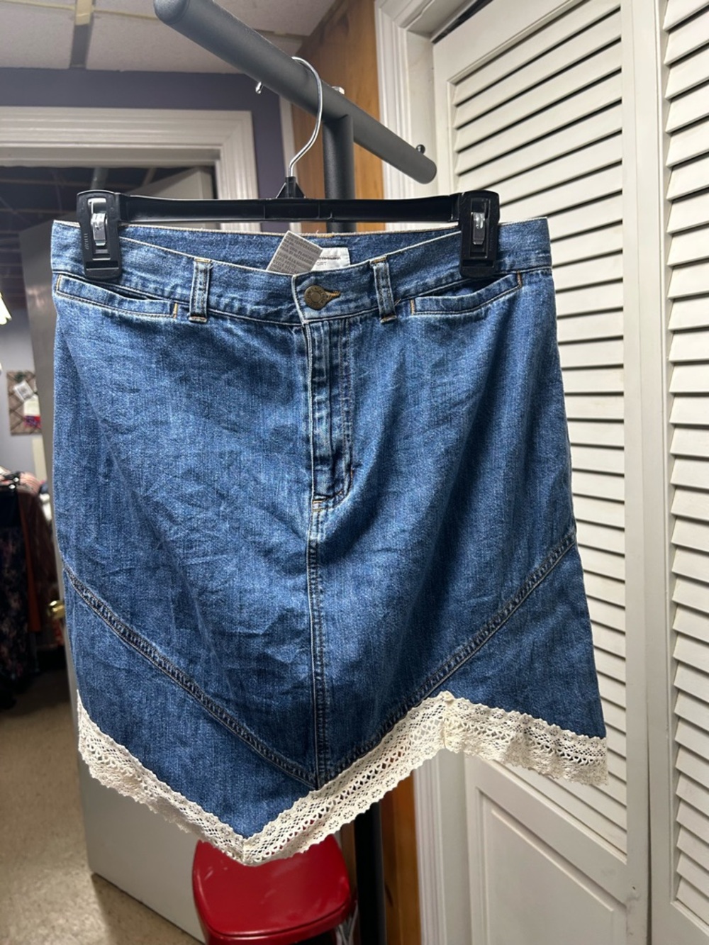 Nwot Jones New York Blue Asymmetrical Denim Skirt with Cream Lace Hem